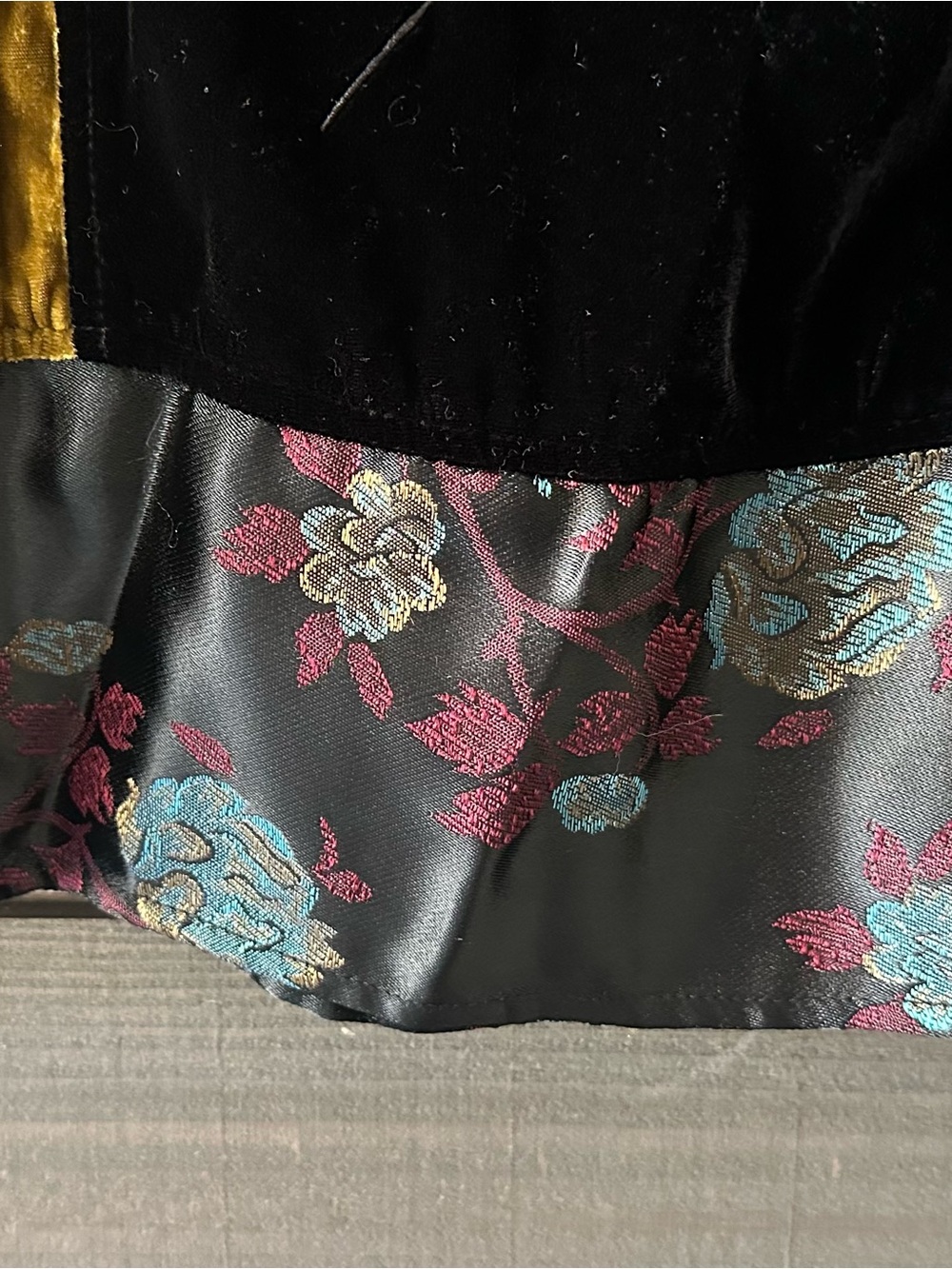 COLDWATER CREEK Velvet Embroidered Patchwork Button-Front Top - Black & Gold - Picture 6 of 9